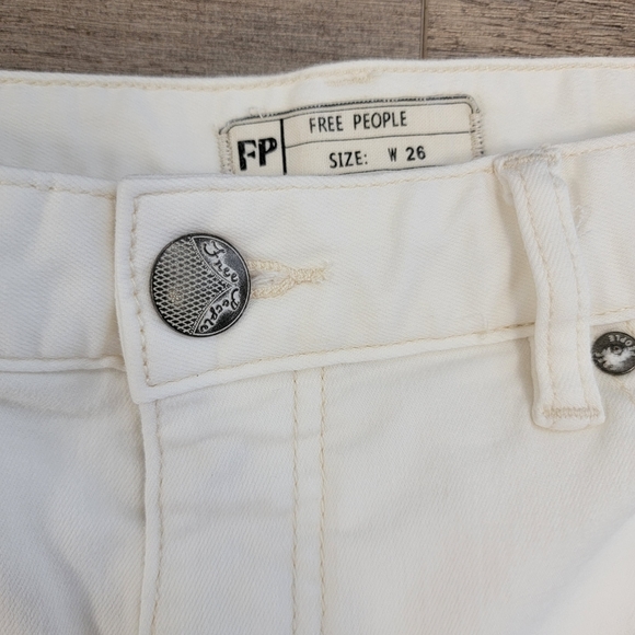 Free People 61855-16515125 Skinny Ankle  Distressed Ripped Stretch Jeans - Picture 3 of 12